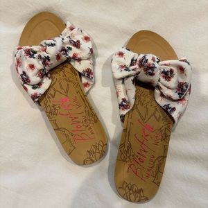 BRAND NEW Blowfish Malibu kids sandals sz 1